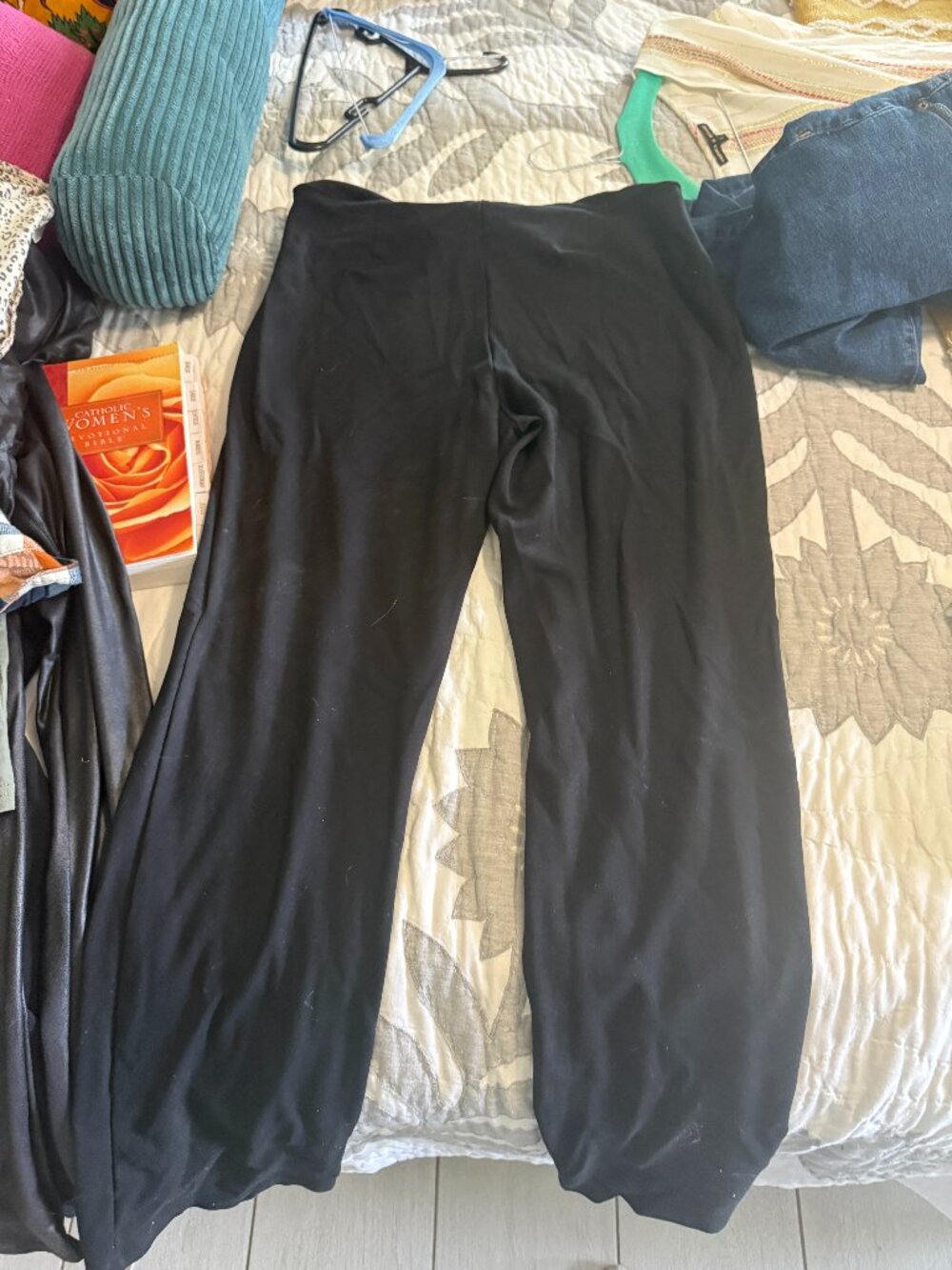 Self Contrast Black pant